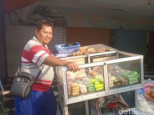 Penjual Kue Keliling Ini Bisa Bangun Rumah-Beli Mobil Setelah di-PHK Penjual Kue Keliling Ini Bisa Bangun Rumah-Beli Mobil Setelah di-PHK