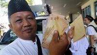 Potret Ramai-ramai Jemaah Calon Haji Tukarkan Uang Riyal