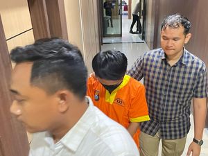 Pria Asal Tuban Jual Istri ke Lelaki Hidung Belang, Paksa Layani Threesome Pria Asal Tuban Jual Istri ke Lelaki Hidung Belang, Paksa Layani Threesome