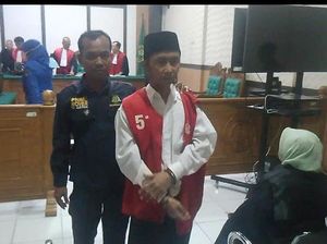 Lolos Seumur Hidup, Kurir Sabu 30 Kg di Sidoarjo Divonis 10 Tahun Bui Lolos Seumur Hidup, Kurir Sabu 30 Kg di Sidoarjo Divonis 10 Tahun Bui