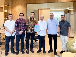 Usulkan Pembangunan Proyek Kesehatan, Andre Rosiade Dampingi Bupati Sijunjung Bertemu Sekjen Kemenkes