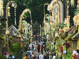 Wisata Desa Penglipuran Bali Ramai Pengunjung