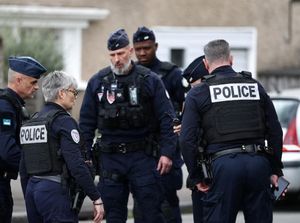 Dunia Hari Ini: Siswa SMA Prancis Ditangkap Setelah Menikam Teman Sekelas