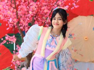 Atiya Purnomo Rajut Pesan Positif Lewat Karya Musik Atiya Purnomo Rajut Pesan Positif Lewat Karya Musik