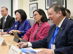 Berjuang Lunakkan Trump, Trio Utusan Prabowo Bertemu Menkeu AS