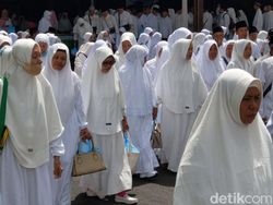 Berangkat 2 Mei, Jemaah Haji Jatim Diingatkan Siapkan Fisik dan Mental
