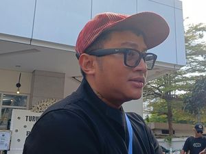 Ricky Seringai dan Kisah-Kisah yang Selalu Diingat Dochi Ricky Seringai dan Kisah-Kisah yang Selalu Diingat Dochi