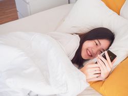 Video: Candu Abis! Netizen +62 Scroll Medsos 21 Jam per Minggu