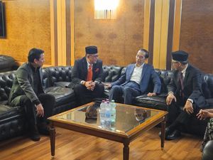 Diutus Prabowo, Jokowi Mendarat di Roma untuk Menuju Vatikan