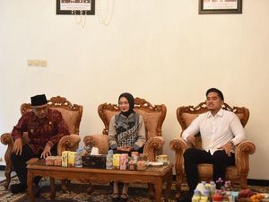 Pemkot Kediri Minta Maaf Keliru Sebut Kaesang Stafsus Wapres Pemkot Kediri Minta Maaf Keliru Sebut Kaesang Stafsus Wapres