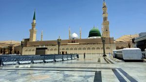 Tentang Kubah Hijau Masjid Nabawi dan Makam Rasulullah