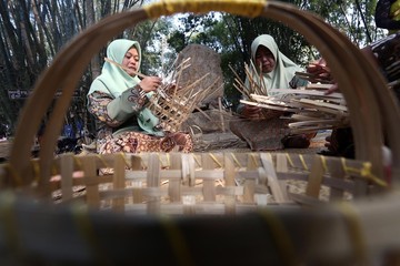 Kartini Kekinian: BRI Kasih Sayap ke 14 Juta Pengusaha Cewek!