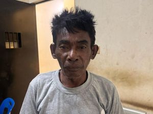 Pelarian Anggota GRIB Pembakar Mobil Polisi Berakhir Juga Pelarian Anggota GRIB Pembakar Mobil Polisi Berakhir Juga