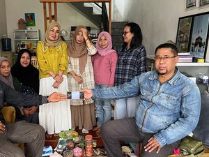 Belasan Wali Murid Datangi SMAN 1 Turen Malang Protes Dugaan Pungli Belasan Wali Murid Datangi SMAN 1 Turen Malang Protes Dugaan Pungli