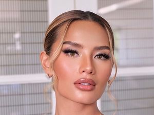 7 Gaya Eksotis Zahwa Massaid Dengan Riasan Soft Glam di 7 Bulanan Aaliyah 7 Gaya Eksotis Zahwa Massaid Dengan Riasan Soft Glam di 7 Bulanan Aaliyah
