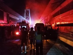 Gudang Genset Dekat Kandang di Purbalingga Terbakar, Ribuan Ayam Mati