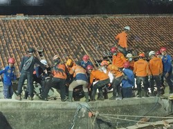 8 Santri Korban Tembok Ambrol di Ponpes Gontor Masih Dirawat di RS