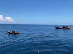 Video Penangkapan Kapal Diduga Selundupkan Pasir Timah di Perairan Lingga