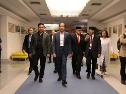 Potret Jokowi Utusan Prabowo Tiba di Roma Jelang Pemakaman Paus Potret Jokowi Utusan Prabowo Tiba di Roma Jelang Pemakaman Paus