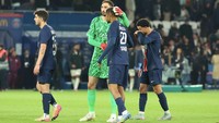 Hasil itu membuat PSG gagal menjaga rekor tak terkalahkan di Liga Prancis. Gelar Invincibles sirna musim ini. (Foto: Xavier Laine/Getty Images)