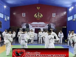 Tingkatkan Kemampuan Fisik, Brimob Polda Metro Gelar Latihan Taekwondo