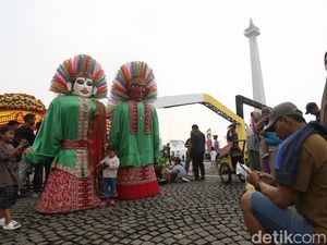 Semarak Warga Jakarta Ramaikan Lebaran Betawi di Monas