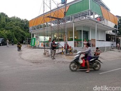 Kades Selong Belanak Pastikan Supermarket yang Ditolak Warga Punya Izin