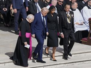 7 Potret Ibu Negara & Putri Kerajaan Hadir di Pemakaman Paus Fransiskus 7 Potret Ibu Negara & Putri Kerajaan Hadir di Pemakaman Paus Fransiskus