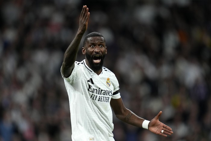 antonio ruediger real madrid MADRID, SPAIN - APRIL 16: Antonio Rudiger of Real Madrid reacts during the UEFA Champions League 2024/25 Quarter Final Second Leg match between Real Madrid C.F. and Arsenal FC at Estadio Santiago Bernabeu on April 16, 2025 in Madrid, Spain. (Photo by Image Photo Agency/Getty Images)