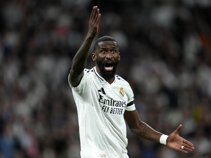 MADRID, SPAIN - APRIL 16: Antonio Rudiger of Real Madrid reacts during the UEFA Champions League 2024/25 Quarter Final Second Leg match between Real Madrid C.F. and Arsenal FC at Estadio Santiago Bernabeu on April 16, 2025 in Madrid, Spain. (Photo by Image Photo Agency/Getty Images)