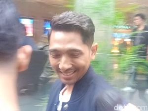 Kata Pengacara soal Ketidakhadiran Arya Saloka di Sidang Cerai Kata Pengacara soal Ketidakhadiran Arya Saloka di Sidang Cerai