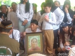 Video: Band Gigi-Anang Kenang Sosok Bunda Iffet