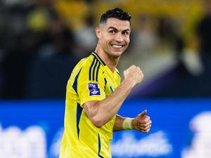 Cristiano Ronaldo Akan Bertahan di Al Nassr Cristiano Ronaldo Akan Bertahan di Al Nassr
