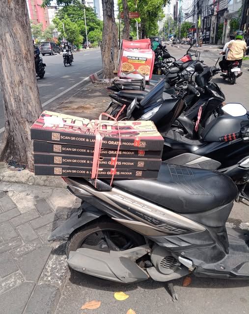 Curhat Tak Dapat Tip Usai Antar Pizza Rp 700.000, Ojol Ini Dinyinyiri