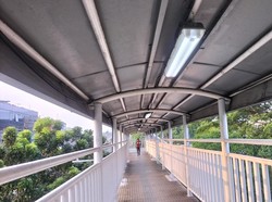 JPO di Daan Mogot Diperbaiki, Warga: Aman Tapi Kurang Lebar