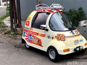 Si Boncel yang Viral Usai Lalu-lalang di Jalanan Bandung Si Boncel yang Viral Usai Lalu-lalang di Jalanan Bandung