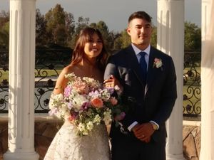 8 Foto Pernikahan Aurelie Moeremans-Tyler Bigenho di Amerika, Tampil Memukau 8 Foto Pernikahan Aurelie Moeremans-Tyler Bigenho di Amerika, Tampil Memukau