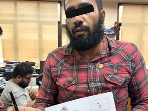 5 Fakta Pengacara Bawa Senpi dan Sabu Ditangkap Polisi 5 Fakta Pengacara Bawa Senpi dan Sabu Ditangkap Polisi
