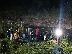 Bocah Kedua yang Hanyut di Kali Samin Sukoharjo Ditemukan Tewas Bocah Kedua yang Hanyut di Kali Samin Sukoharjo Ditemukan Tewas