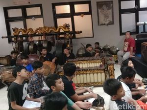Sanggar Baladewa, Rumah Anak-anak Surabaya Belajar Karawitan dan Wayang Sanggar Baladewa, Rumah Anak-anak Surabaya Belajar Karawitan dan Wayang