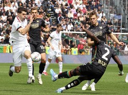 Liga Italia: AC Milan Gebuk Venezia 2-0