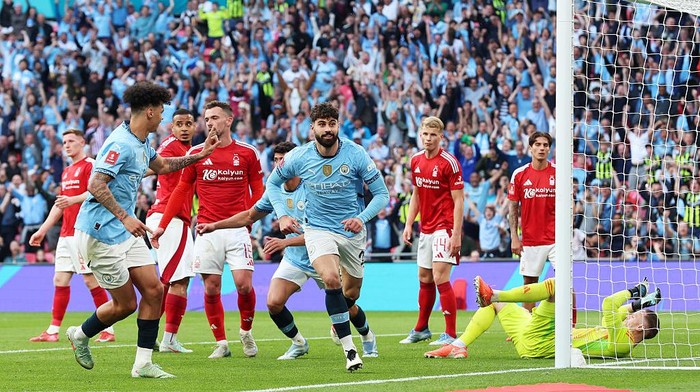 LONDON, ENGLAND - APRIL 27: Josko Gvardiol of Manchester City celebrates scoring his teams second goal during the Emirates FA Cup Semi Final match between Nottingham Forest and Manchester City at Wembley Stadium on April 27, 2025 in London, England. (Photo by Cameron Smith - The FA/The FA via Getty Images)