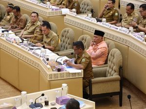Andra Soni Ngeluh Investor Bikin Industri di Banten: Bagi Hasilnya Masuk DKI