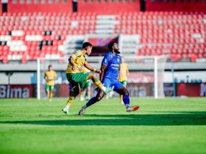 Hasil Liga 1: Arema FC Vs Persebaya Tuntas 1-1