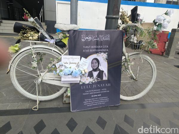 Potret Ghost Bike di Jl Thamrin, Pengingat Kerasnya Ibukota bagi Pesepeda