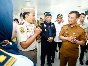 Ahmad Luthfi Sebut 3 Maskapai Akan Buka Rute Internasional dari Ahmad Yani Ahmad Luthfi Sebut 3 Maskapai Akan Buka Rute Internasional dari Ahmad Yani