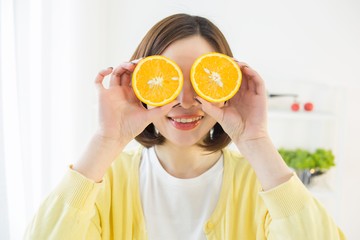 Tak Hanya Kiwi, 8 Buah Ini Punya Nutrisi yang Bikin Tidur Lebih Nyenyak