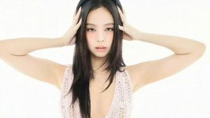 7 Gaya Jennie BLACKPINK, Artis Korea Pertama di Sampul Harpers Bazaar Jerman