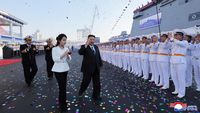 Kim Jong Un Ajak Putrinya Luncurkan Kapal Perusak Canggih