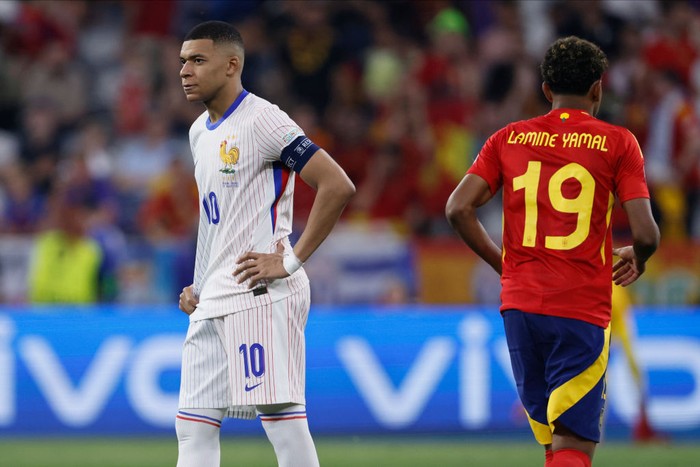 MUNICH, GERMANY - JULY 9: Kylian Mbappe of France and Lamine Yamal of Spain during the UEFA EURO 2024 semi-final match between Spain v France at Munich Football Arena on July 9, 2024 in Munich, Germany. (Photo by Richard Sellers/Sportsphoto/Allstar via Getty Images)